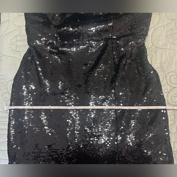 NWT Milly Sabine 3D Sequin Rosette Column Gown Size 8 - Picture 12 of 12